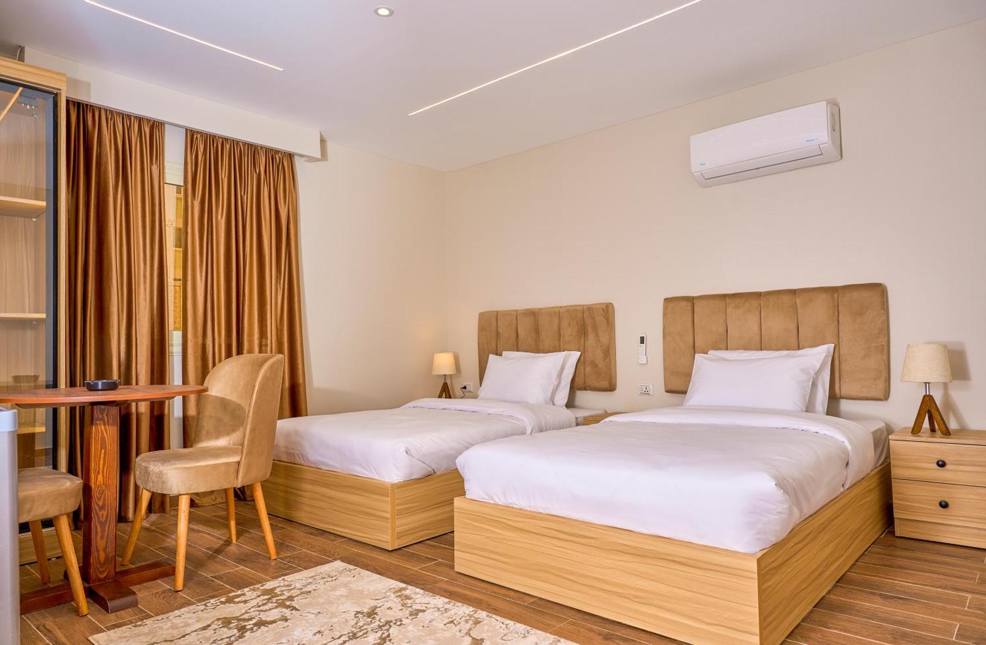 Auberge de jeunesse Rotana Pyramids View à Nazlet el-Sîsi Extérieur photo