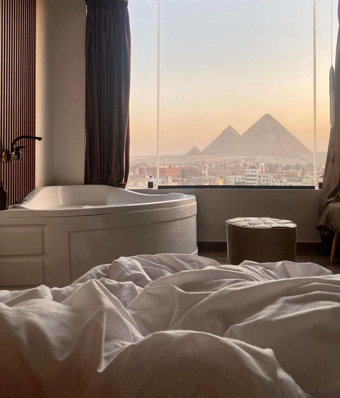 Auberge de jeunesse Rotana Pyramids View à Nazlet el-Sîsi Extérieur photo
